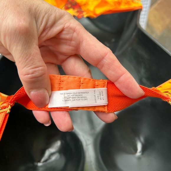 NWOT 2007 Victorias Secret Floral lace and cheetah print bra and g string set. - Picture 8 of 12